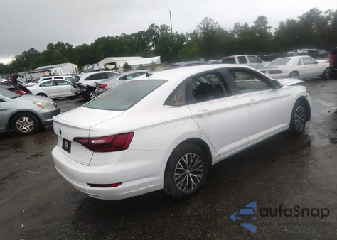 2021 Volkswagen Jetta 1.4T R-Line/1.4T S/1.4T Se from USA, damaged, VIN 3VWC57BU5MM061982